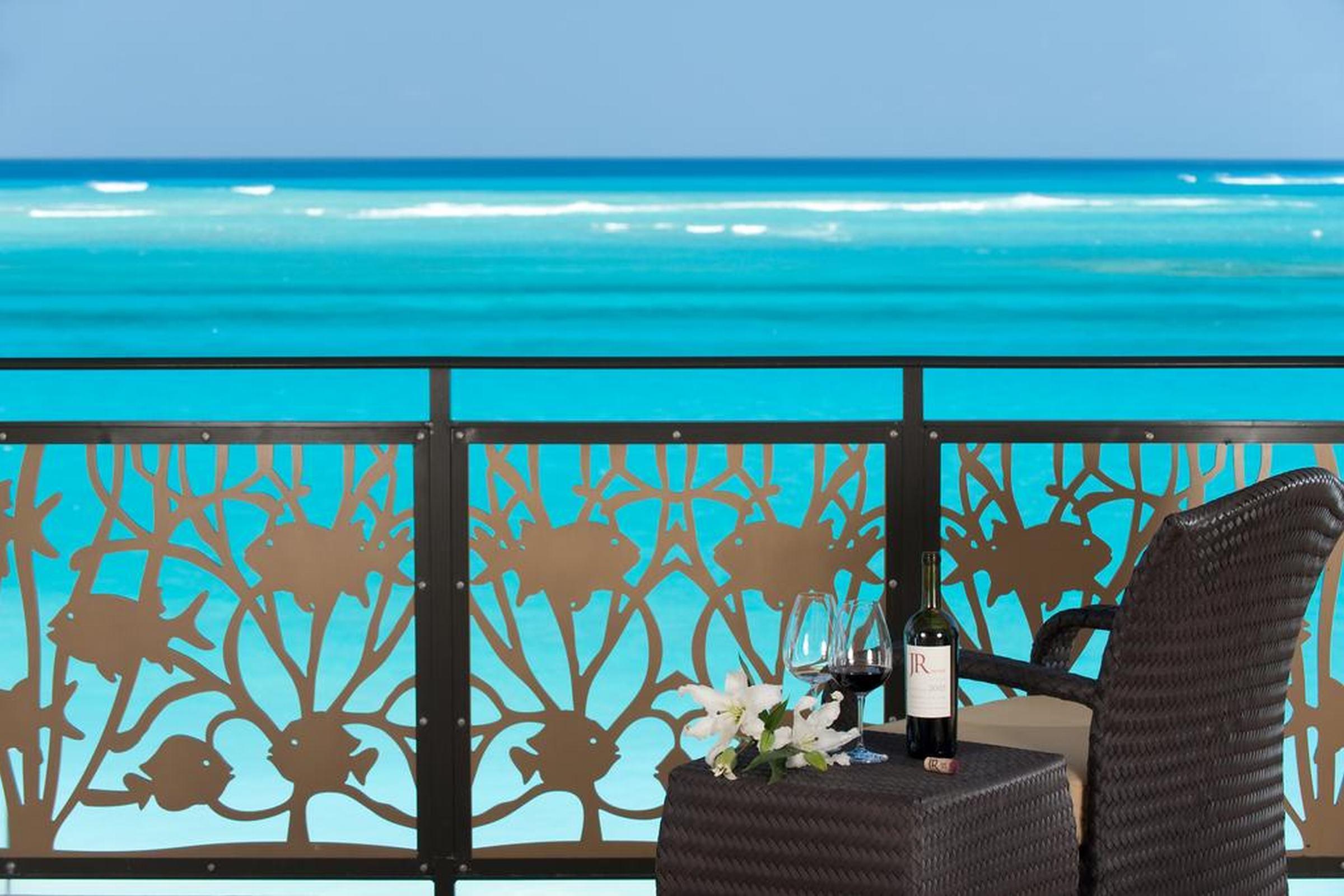 מלון גרייס ביי The Regent Grand מראה חיצוני תמונה