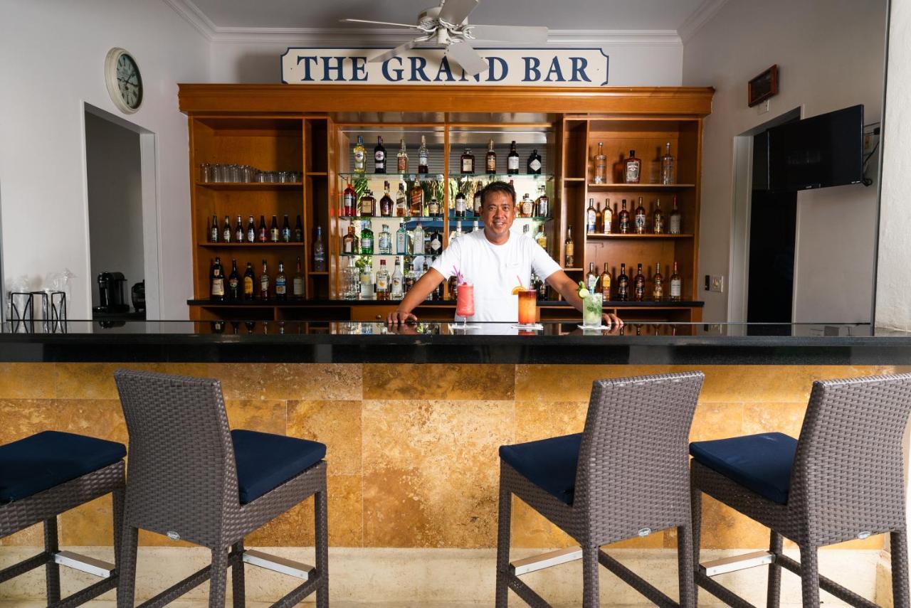 מלון גרייס ביי The Regent Grand מראה חיצוני תמונה